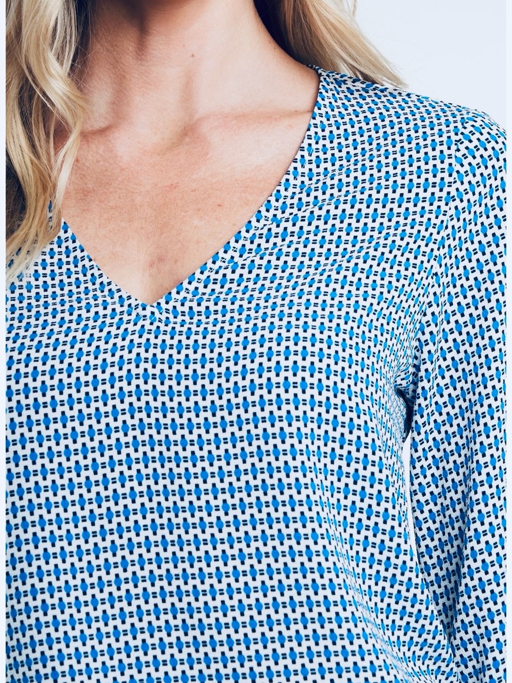 CeCe Light Blue Geometric V-Neck Tie-Sleeve Blouse - Picture 3 of 10
